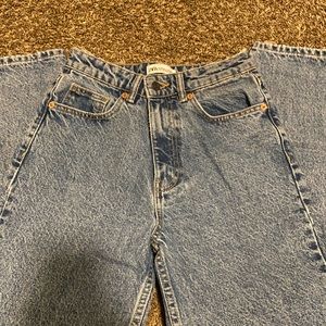 Zara Mom Fit Jeans